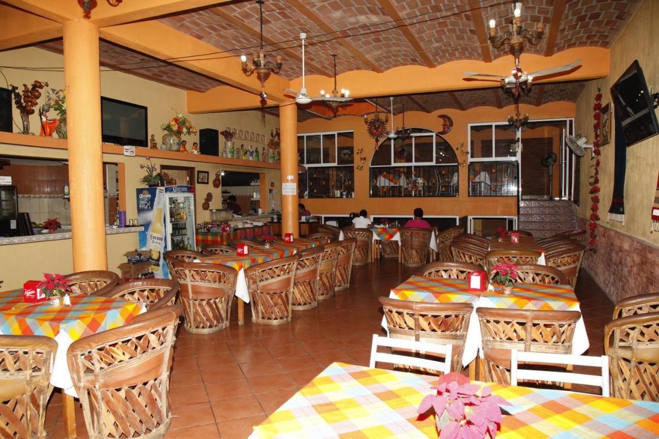 Casa De Huespedes Cielito Lindo Hotel ซานตา ครูซ ฮัวทุลโก ภายนอก รูปภาพ